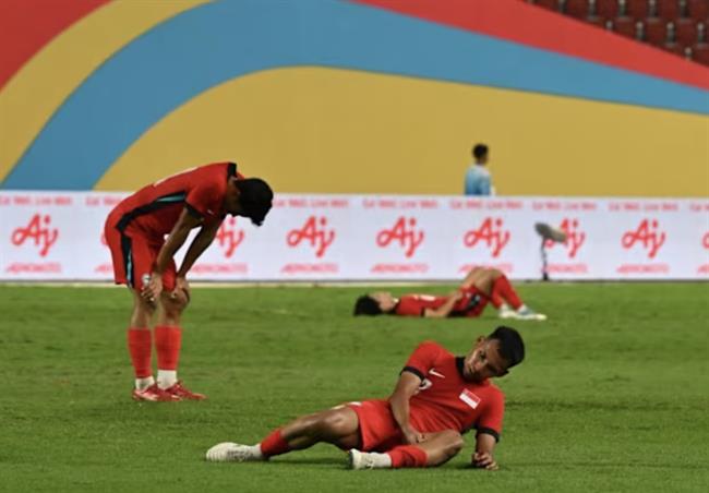 HLV U22 Singapore hài lòng với học trò dù để thua sốc trước Timor Leste